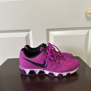 Nike Women's Air Max Tailwind 8 Purple Sneaker Size 9.5